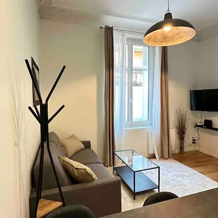 Brand New Flat Eiffel Tower Apartman